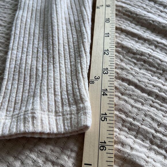 J Crew Top Womens Medium Ribbed Long Sleeve Pullover V Neck Soft Knit Top - Picture 10 of 13